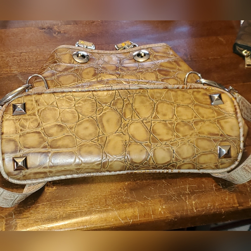 B Swanky Leather Python Look Shoulder Bag / Backp… - image 5